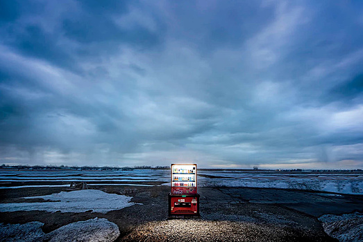 Вендинговые автоматы — японский культ! Так они выглядят зимой (фотопроект)