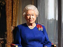 В Англии молятся за жизнь 95-летней королевы Елизаветы II: отказали ноги и настиг коронавирус