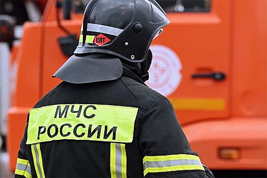 В Белгородской области пожар с военного объекта перекинулся на хутор. Есть пострадавший