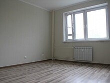 Малолетняя девочка на Сахалине выпала из окна и выжила