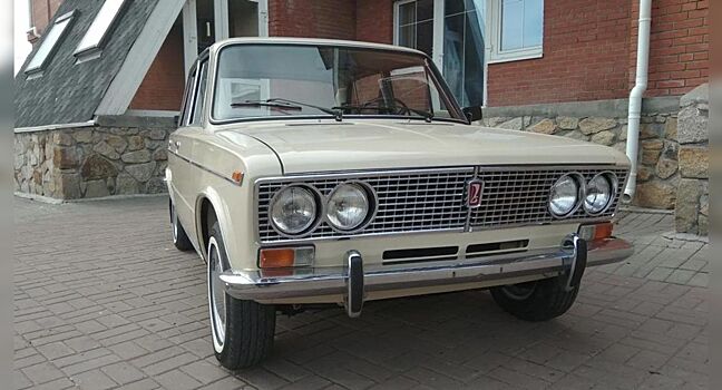 В России продают редкий ВАЗ-2103 с «автоматом»