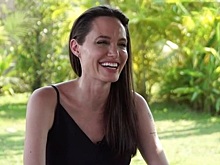 Анжделина Джоли строит отношения с известным женатым футболистом?