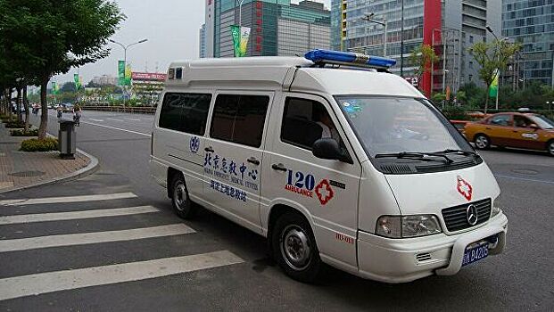 В Китае грузовик врезался в рынок, шесть человек погибли