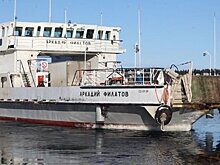 Водителей просят не ездить из Карелии в Ленобласть через Вознесенье из-за проблем с переправой 