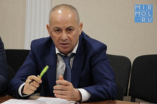 Набиюла Карачаев прокомментировал невывоз мусора в городе Дагестанские Огни