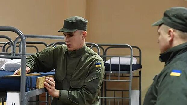 Возраст призыва в армию снизили на Украине