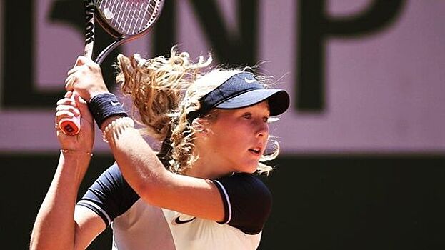 Россиянка Мирра Андреева завершила выступление на Roland Garros