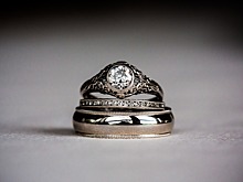 В России разрешили продавать украшения в интернете