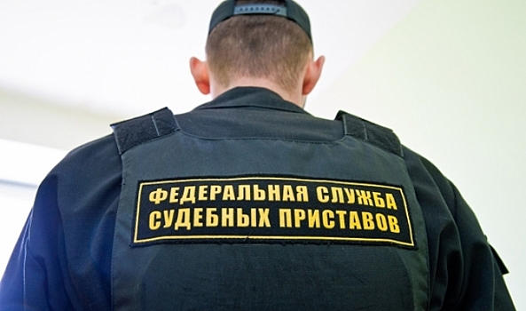 Судебные приставы Волгоградской области выдворили из страны 10 иностранцев