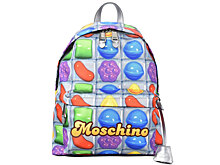 Moschino и Candy Crush выпустили совместную капсульную коллекцию для "Коачеллы"
