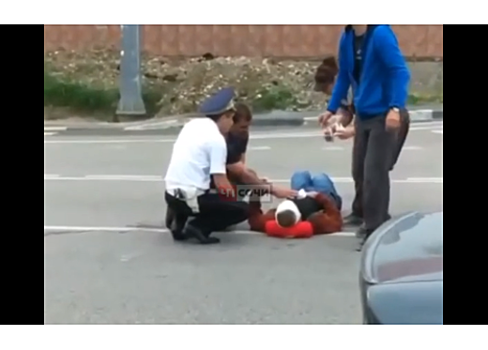 В Сочи на опасном переходе сбили мужчину