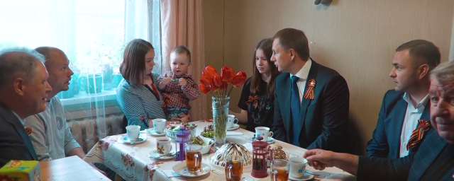 Дмитрий Волков посетил семью, где исполнилось новогоднее желание