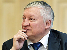 «Они ведут себя в рамках традиций FIDE» — Карпов об отказе украинских шахматисток требовать отстранения россиян