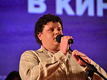 «Ревела»: жена актера Евгения Кулика пожаловалась на трудности после третьих родов