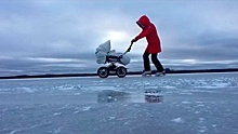 Прокуратура проверяет родителей, добравшихся с младенцем по льду до острова Кижи