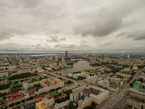 В Екатеринбурге могут узаконить уплотненную застройку. Чем это грозит и кому это выгодно