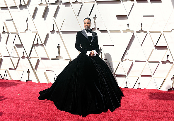 Самый трешовый выход на «Оскаре»: мужчина в платье
