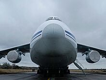 Шасси самолета Ан-124 загорелось при посадке в аэропорту российского региона