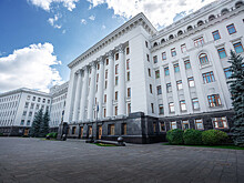 Советник Зеленского рассказал о потере Украиной части золотовалютных резервов