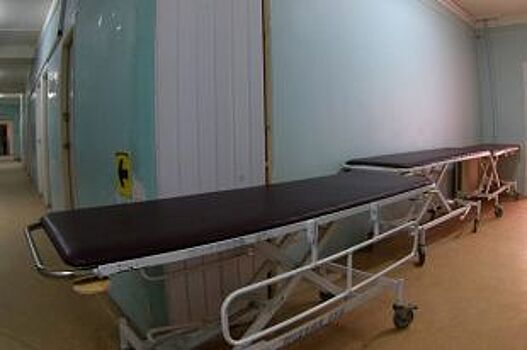 В Минздраве объяснили, почему лысьвенца положили в коридоре больницы