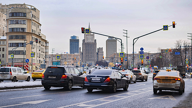 На дорогах Москвы стало безопаснее: названы 5 причин снижения количества ДТП