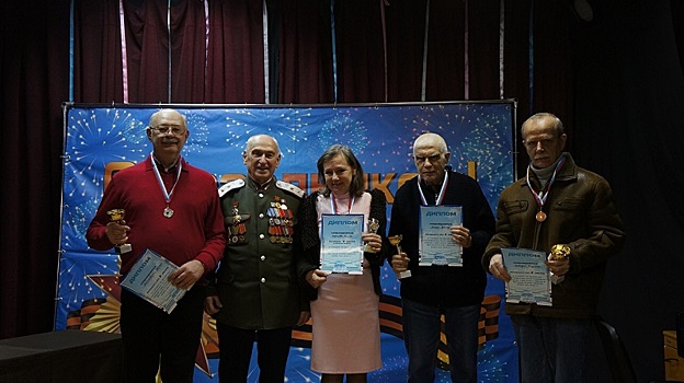 Шахматисты Нагатина-Садовников одержали победу на Окружном турнире ветеранов