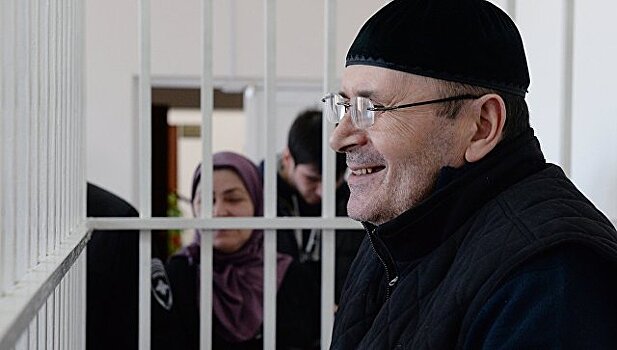 Суд в Чечне продолжил слушания по делу правозащитника Титиева