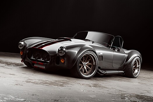 1000-сильная «бриллиантовая» Shelby Cobra уйдет по заоблачной цене