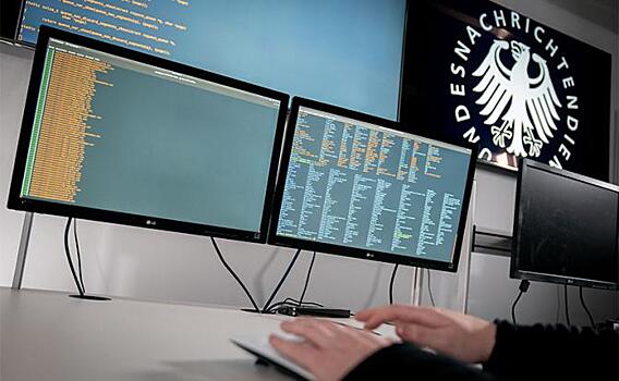 Америке мнится, что всюду русские хакеры из ГРУ и СВР