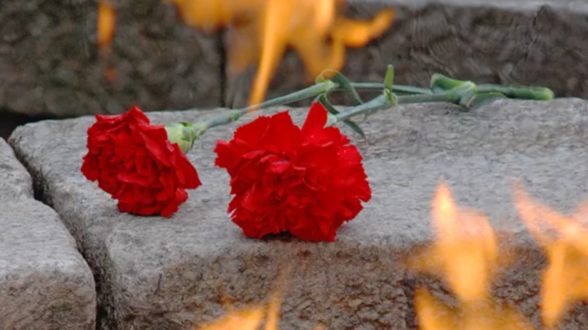 Владимир Путин возложил цветы к Могиле Неизвестного Солдата