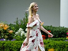 Иванка Трамп поздравила мир с Китайским Новым годом в погребальном наряде