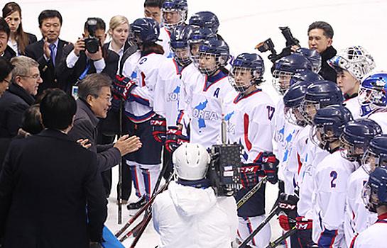 МОК: объединённая женская сборная Кореи по хоккею заслуживает Нобелевской премии
