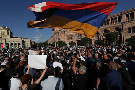 Политолог рассказал о целях приезда иностранных политиков в Армению