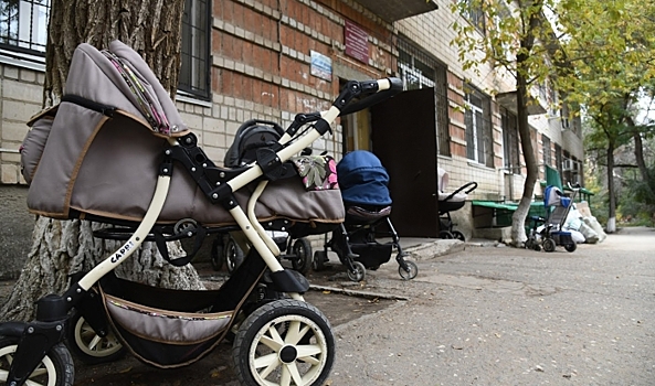 В Волгоградской области молодые мамы оформляют выплату на первого ребенка