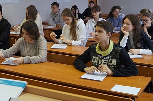 Ученица школы №170 победила на городском конкурсе диктантов