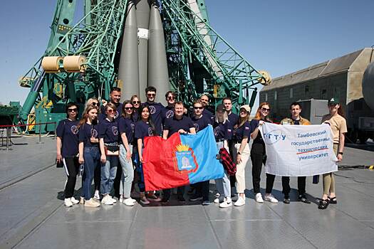 Тамбовская молодежь вместе с ребятами из Донбасса посетила Байконур с патриотической акцией