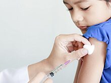 Власти Свердловской области откроют прививочные кабинеты в крупных торговых центрах