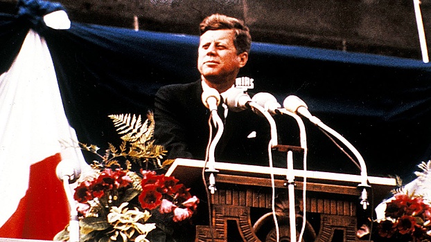В США рассекретили более тысячи документов по делу об убийстве Кеннеди