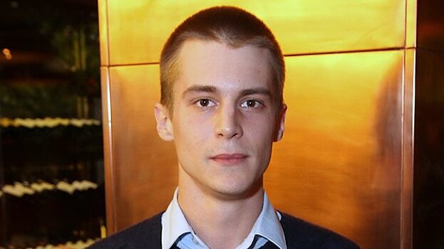 Иван Янковский дебютирует в театре у Олега Меньшикова