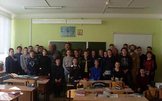 В школе Курской области прошли уроки мужества