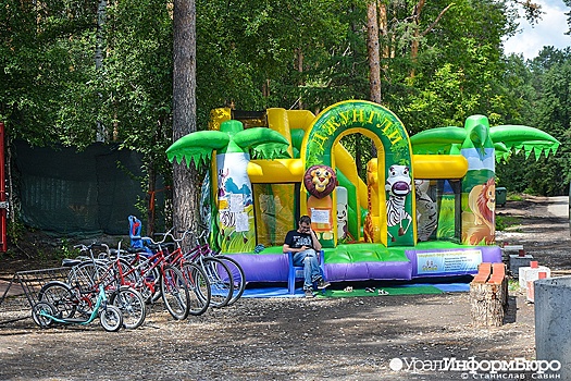 В Екатеринбурге будут моментально сносить детские аттракционы