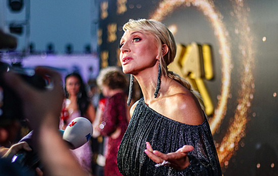 Кристина Орбакайте показала фото с маленькой дочкой на руках: "Даже и не верится"