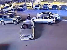 В Магнитогорске прохожий остановил рукой машину и предотвратил аварию