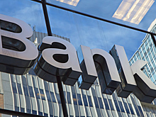 Американский банк PacWest лишился 60% стоимости после новостей о продаже