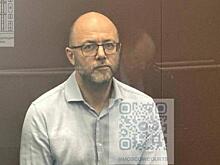 Курский экс-депутат Максим Васильев мог вывезти похищенные деньги в Мексику