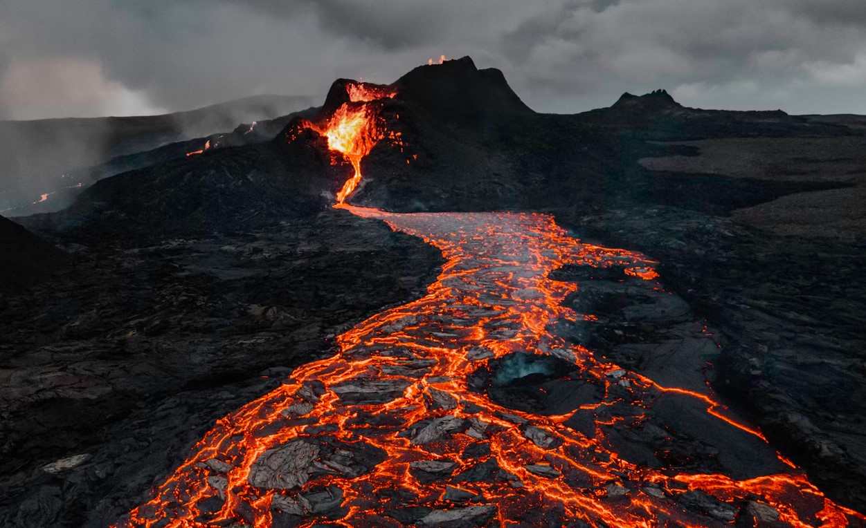 Почему ученые беспокоятся о потенциально активных вулканах
