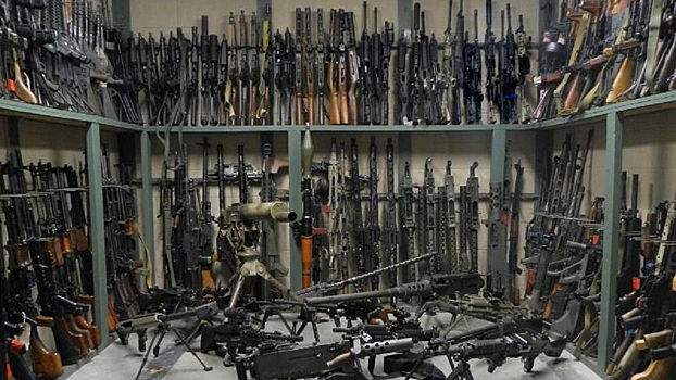 В Кургане городские власти требуют немедленно сдать все оружие