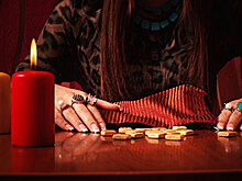 «За такие деньги не работаю». Победительница «Битвы экстрасенсов» опровергла, что займется заказом Москвы за 8 млн