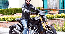 Добренький Киану Ривз: актер купил мотоциклы каскадерам из «Матрицы»