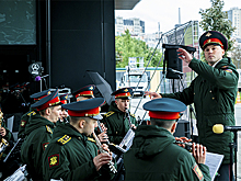 Военные марши и любимые песни прозвучали в парке «Ходынское поле» в исполнении Оркестра курсантов Военного института (военных дирижёров)